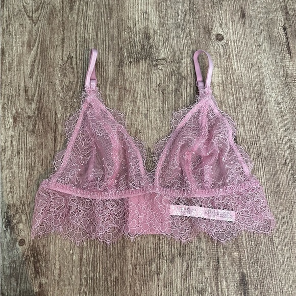 Victoria's Secret Light Pink Lace Bralette Size Small - Picture 1 of 4